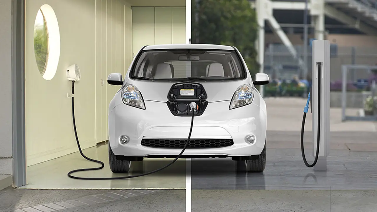 Mobil Listrik. (Nissan)