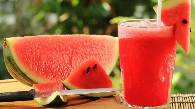 4 Manfaat Semangka Untuk Kulit Wajah