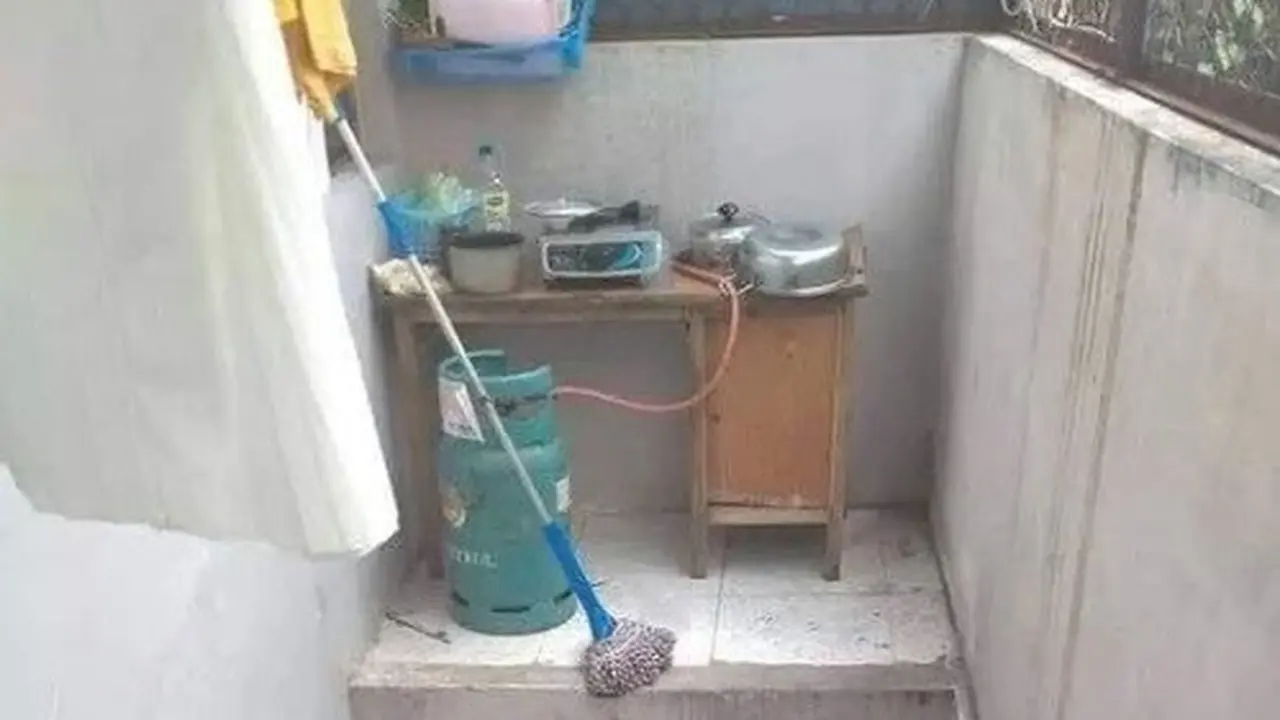 dapur aneh