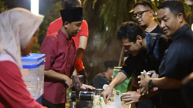 Serunya Nobar Piala Asia U-23 di Pendopo Banyuwangi, Penonton Gratis Makan dan Minum