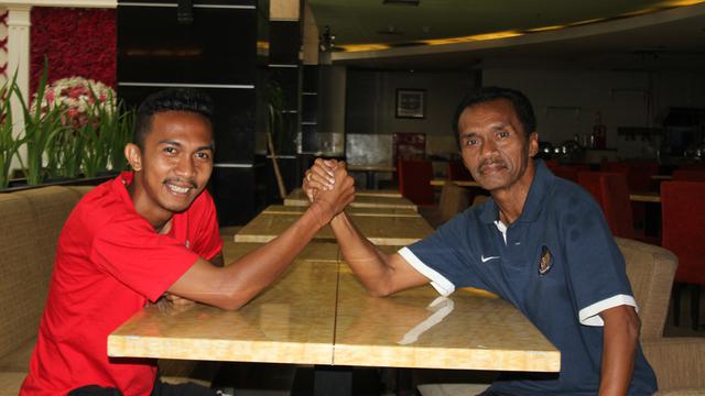 Gideon Marcel dan Frans Sinatra