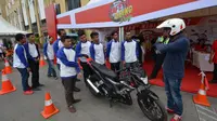 PT Wahana Makmur Sejati (WMS) selaku dealer utama sepeda motor Honda Jakarta-Tangerang menggelar Honda Safety Riding Day 2015