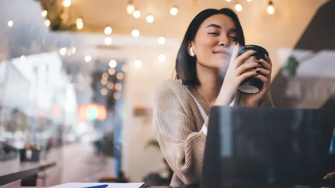 perempuan dan 11 mei