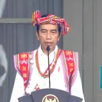 Presiden Joko Widodo mengenakan baju adat Timor Tengah Selatan, Nusa Tenggara Timur saat menghadiri upacara kemerdekaan RI ke-75.