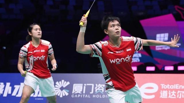 Siti Fadia Silva Ramadhanti/Lanny Tria Mayasari saat berlaga di Piala Sudirman 2025. (c) PBSI