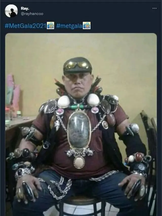 5 Potret Parodi Netizen Hadiri Met Gala Ini Bikin Tepuk Jidat
