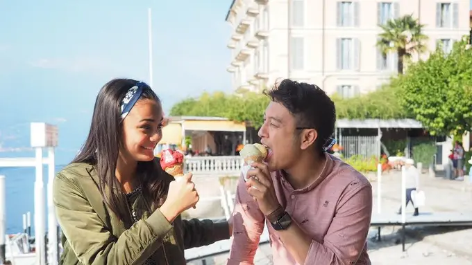 Dimas Anggara dan Amanda Rawles