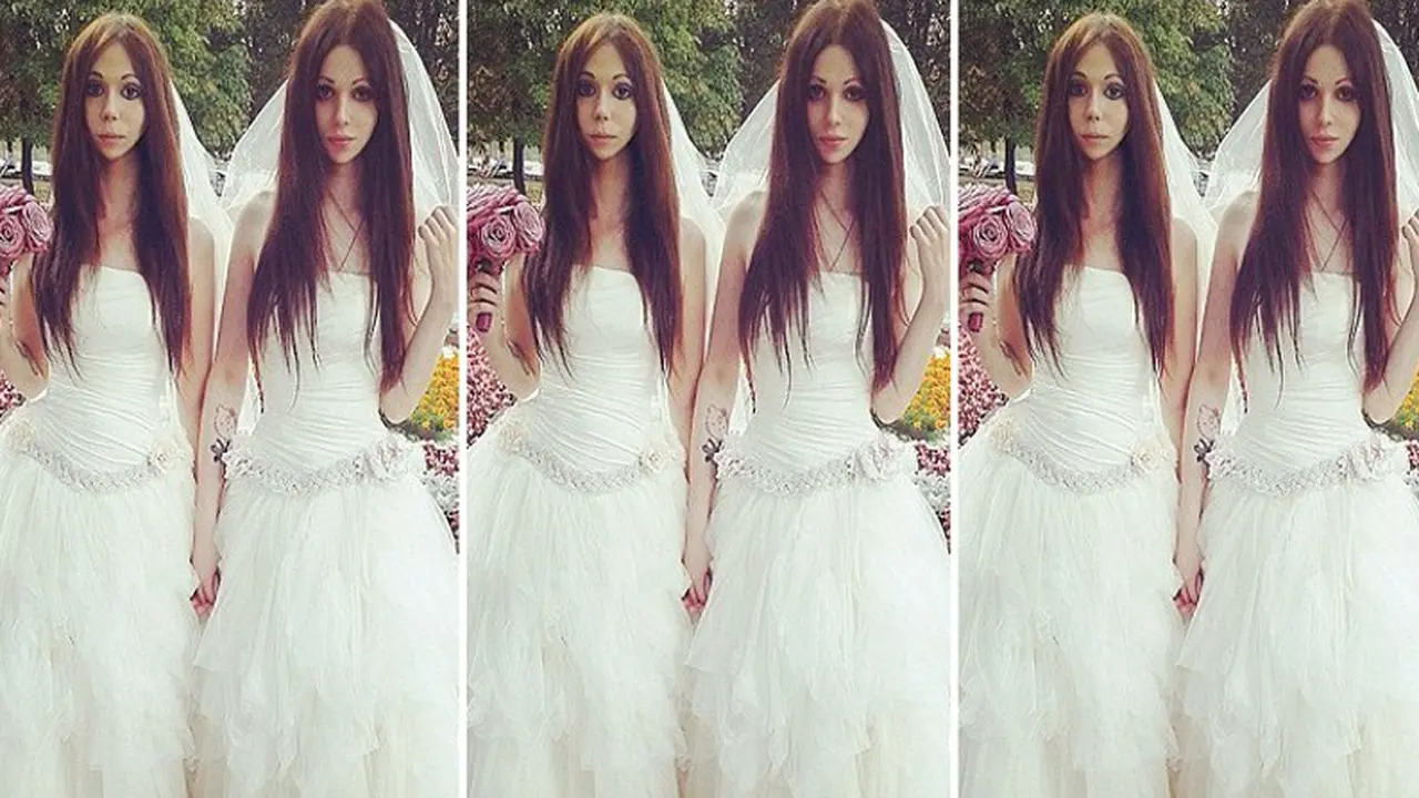 Alina Alisa Wedd in Gown 0814 1
