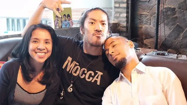 6 Potret Kebersamaan Arina 'Mocca' dan Hiroaki Kato yang Sudah Sah Jadi Suami-Istri