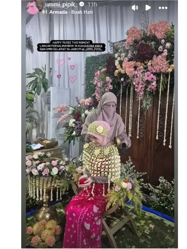 7 Potret Pengajian dan Siraman Tujuh Bulan Kehamilan Adiba Khanza, Dekorasi Menawan