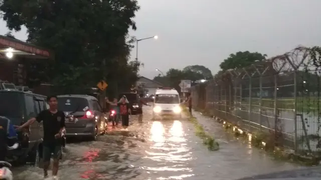 Enam Kecamatan di Cirebon Terendam Banjir
