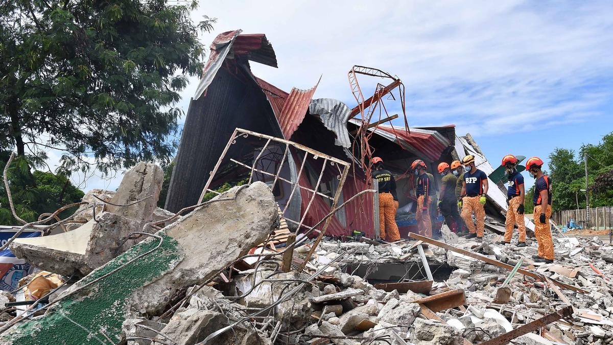 Gempa Filipina, Korban Tewas Bertambah Jadi 69 Orang