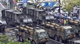 Militer Korea Selatan memamerkan persenjataan canggihnya di tengah merosotnya hubungan dengan Korea Utara yang bersenjata nuklir. (Anthony WALLACE/AFP)