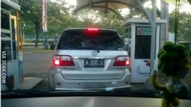 plat nomor