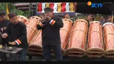 Grup kesenian Mandailing Gunung Kulabu Pakantan yang dipercaya memeriahkan acara melepas lajang Bobby-Kahiyang.