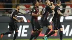 Bek AC Milan, Gabriel Paletta (kedua kanan) melakukan selebrasi usai mencetak gol kegawang Sassuolo pada liga Italia di San Siro, Milan (3/9). Gabriel Paletta menjadi penentu kemenangan AC Milan atas Sassuolo dengan skor 4-3. (AFP Photo/Marco Bertorello)