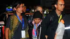 Raut kesedihan terlihat di wajah kekasih terpidana mati asal Spanyol Raheem Agbaje Salami, Angela seusai pelaksanaan eksekusi di Nusakambangan, Cilacap, Jawa Tengah, Rabu (29/4/2015) dini hari. (Liputan6.com/Yoppy Renato) 