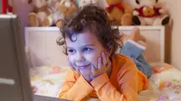 5 Dampak Ketika Anak Menonton Televisi