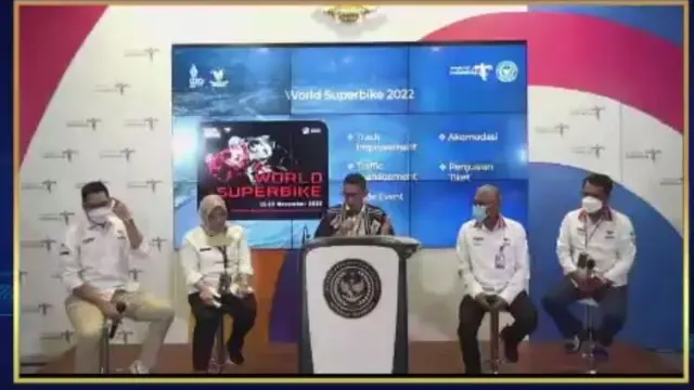 Menparekraf Sandiaga Uno di The Weekly Brief with Sandi Uno