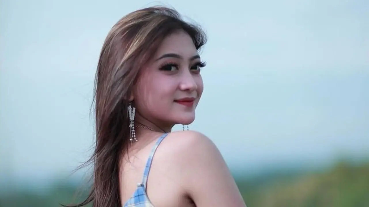 Ada Happy Asmara, 5 Penyanyi Asal Kediri yang Sukses Mencuri Perhatian