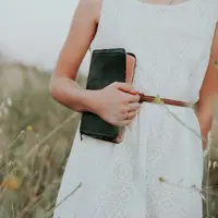 Ilustrasi Dompet/https://unsplash.com/Emil Kalibradov