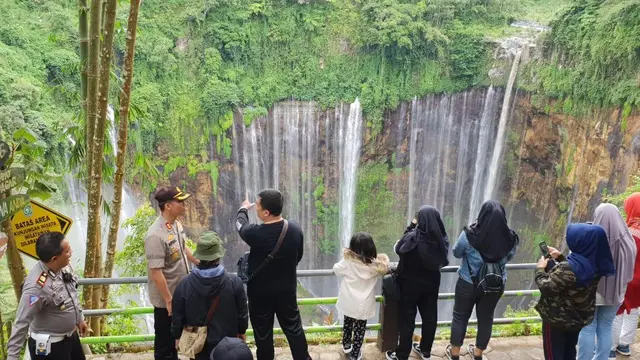Air Terjun Tumpak Sewu di Lumajang