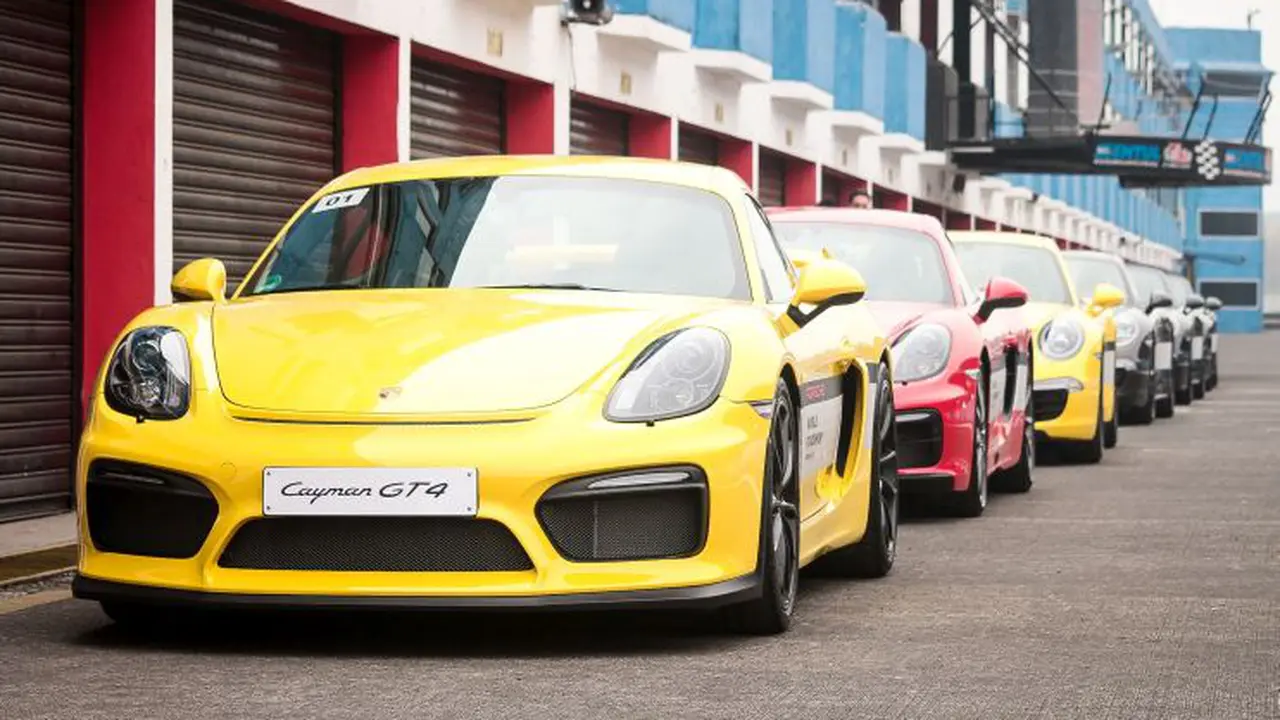 Mengintip Porsche World Roadshow di Sirkuit Sentul 