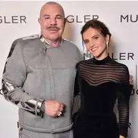 Manfred Thierry Mugler. (Instagram/ manfredthierrymugler, foto: @zefashioninsider untuk Mugler)