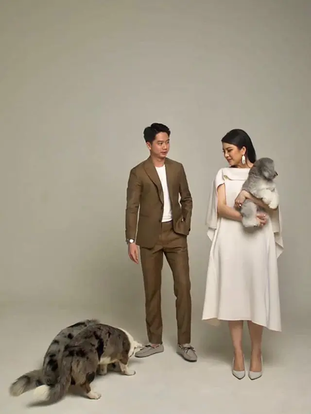 7 Potret Prewedding Kevin Sanjaya dan Valencia Tanoesoedibjo Jelang Penikahan