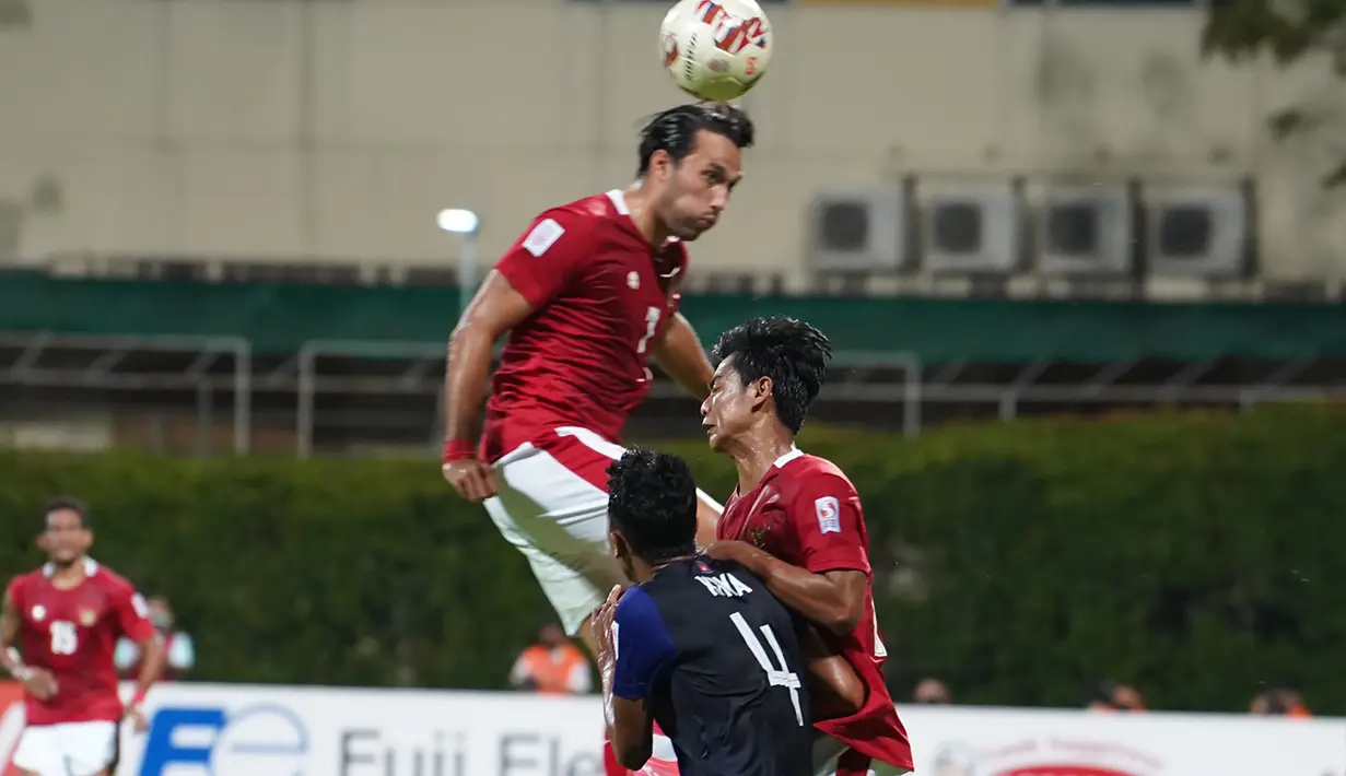 Ezra Walian. Dari 4 laga, pemain yang telah mengemas 1 gol dan jadi andalan di lini depan ini hanya sekali masuk sebagai pemain pengganti saat melawan Laos di matchday kedua. Di 3 laga lainnya ia menjadi starter dan bermain penuh saat kontra Vietnam. Total bermain 257 menit. (affsuzukicup)