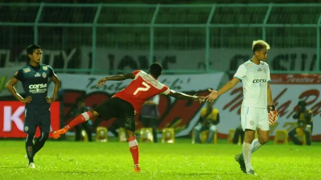 Kurnia Meiga