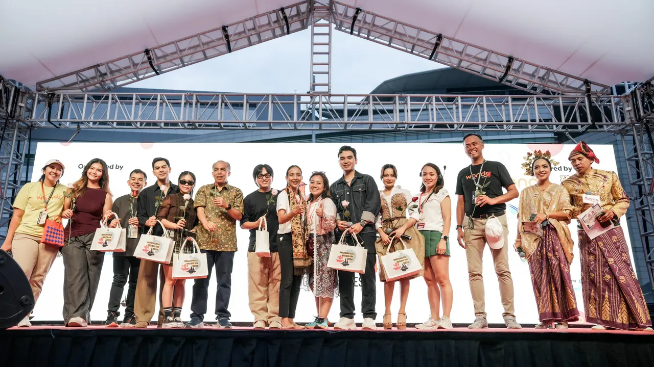 Acara ini diselenggarakan oleh Konsulat Jenderal Republik Indonesia di Hong Kong dan beberapa organisasi lainnya.