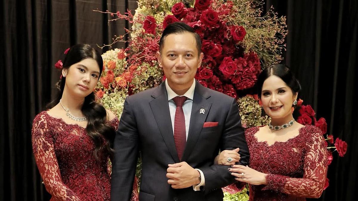 Gaya Kembar Annisa Pohan dan Almira Tunggadewi di Resepsi Pernikahan Rasyid Rajasa dan Tamara Kalla, Tenteng Tas Branded Lokal Rp15Jutaan