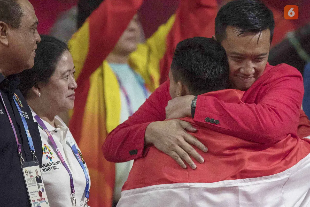 Angkat Besi : Eko Yuli Irawan
