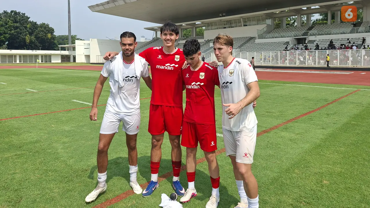 Jens Raven, Mitchell Baker, Mathew Baker, dan Luke Vickery - Timnas Indonesia