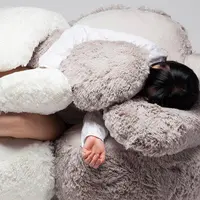 Biar nggak merasa kesepian yang terlalu dalam, jomblo wajib punya sofa ini. 