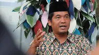 Ray Rangkuti saat diskusi menuntut Komisi Pemilihan Umum (KPU) ungkap sedot data pemilu 2014 dan menolak kenaikan dana kehormatan KPU, Jakarta, Senin (13/4/2015). (Liputan6.com/Herman Zakharia)