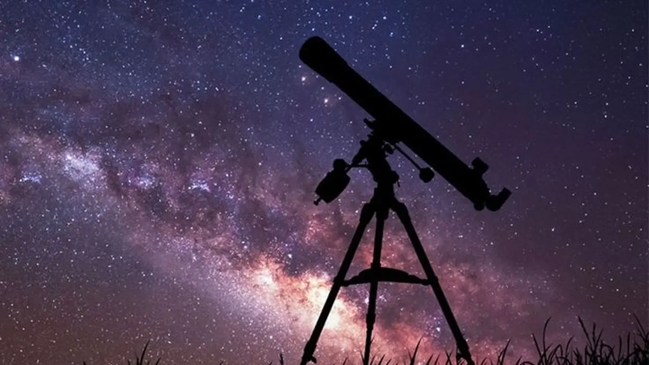 Astronomi. (foto: Pinterest/Britannica).