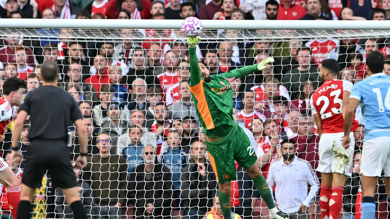 Gianluigi Donnarumma, Man City
