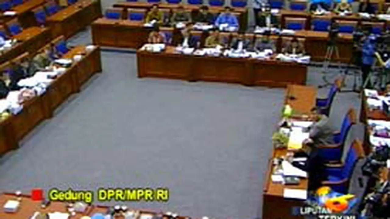 240805aBreak-Sidang.jpg