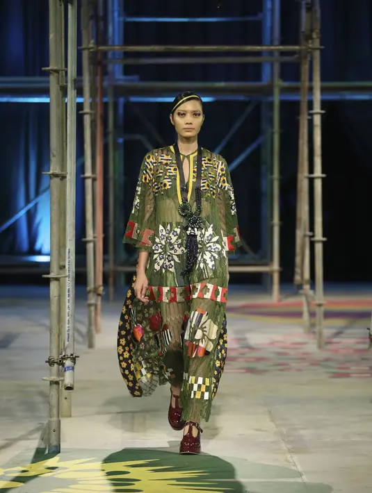 Nostalgia akan kenangan di masa lalu dan kesenangan untuk sebuah awal mula menjadi gagasan untuk koleksi terbaru Studio 133 Biyan ini. Foto: Document/Studio 133 Biyan.