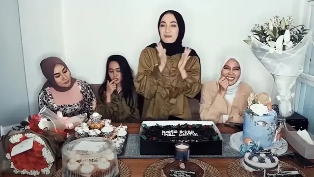 6 Momen Ulang Tahun Imel PC ke-32, Dirayakan Sederhana Bersama Sahabat