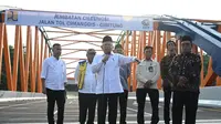 Wakil Presiden (Wapres) Ma'ruf Amin meresmikan jalan tol Cimanggis-Cibitung sepanjang 26,18 kilometer (km) di Jembatan Sungai Cileungsi KM 57+400 di Jalan Tol Cimanggis-Cibitung, Cileungsi, Bogor, Selasa (09/07/2024). (Istimewa)