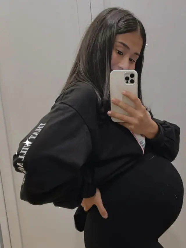 Tampilan Santai Gya Istri Tarra Budiman di masa kehamilan keduanya