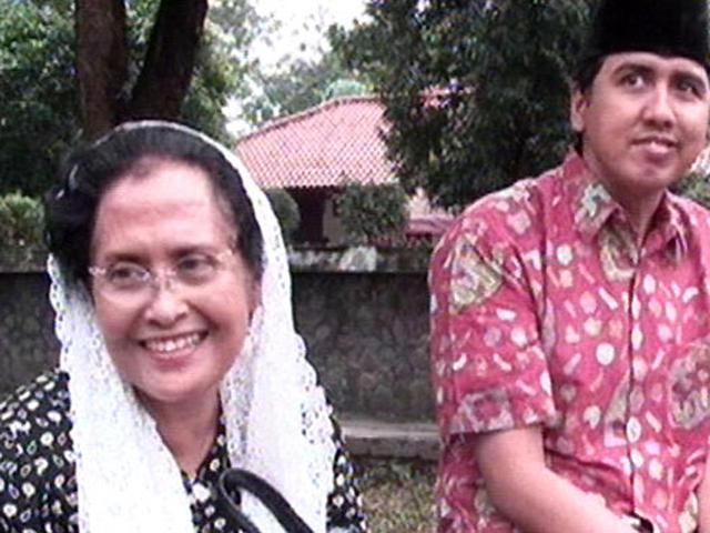 Video Gugun Gondrong Menyambut Ramadan Tanpa Sang Ayah Showbiz Liputan6 Com