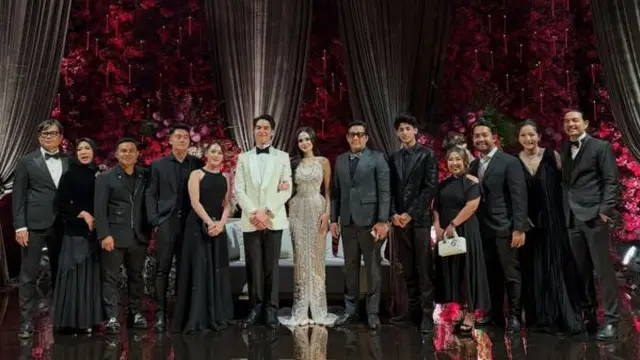 Potret Andre Taulany cs di Pernikahan El Rumi dan Syifa Hadju (foto: Instagram @andreastaulany)