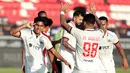 Salim Tuharea menunjukkan ekspresi penuh semangat usai mencetak gol penyama kedudukan untuk Arema FC pada laga perebutan peringkat ketiga Piala Presiden 2026 melawan Persija Jakarta di Stadion Kapten I Wayan Dipta, Gianyar, Bali, Kamis (6/8/2026). Gol Salim pada menit ke-27 sempat mengubah skor menjadi 1-1, namun Arema FC akhirnya harus mengakui keunggulan Persija dengan skor 1-3. (KapanLagi.com/Budy Santoso)