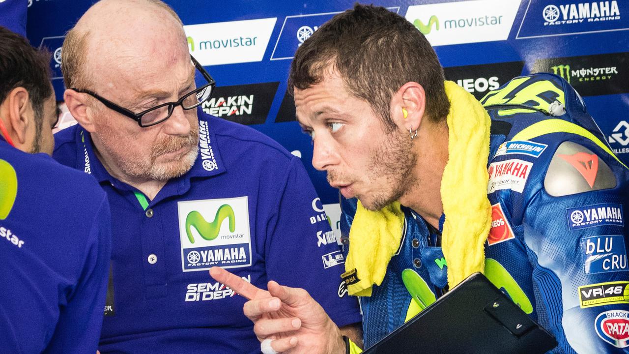 Valentino Rossi Jajal YZR-M1 Tanpa Sayap di Sirkuit Sepang
