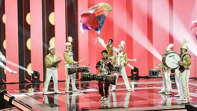 7 Potret Konser Pertama Betrand Peto, Dihadiri Opa dan Oma dari NTT