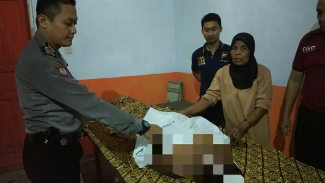 Korban sambaran petir, Basuki. (Foto: Liputan6.com/Muhamad Ridlo)